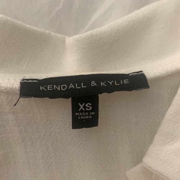 Kendall & Kylie Short Sleeve Elastic Polo Shirt. - Picture 3 of 3